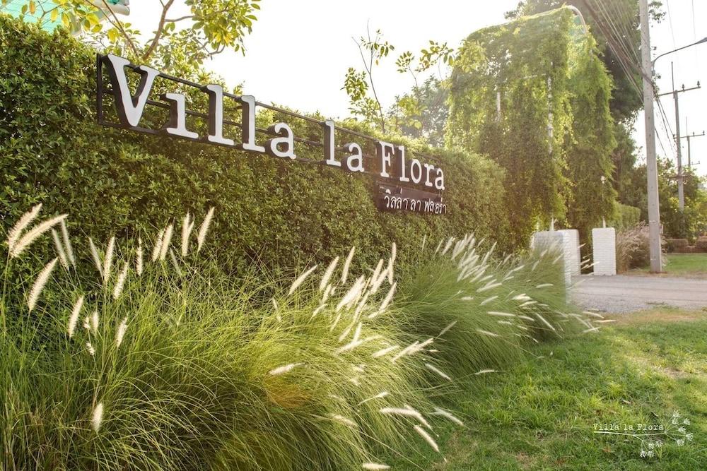 Villa La Flora Kanchanaburi City Exteriör bild