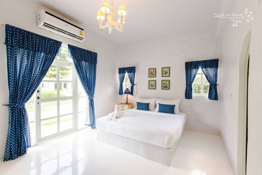 Villa La Flora Kanchanaburi City Exteriör bild